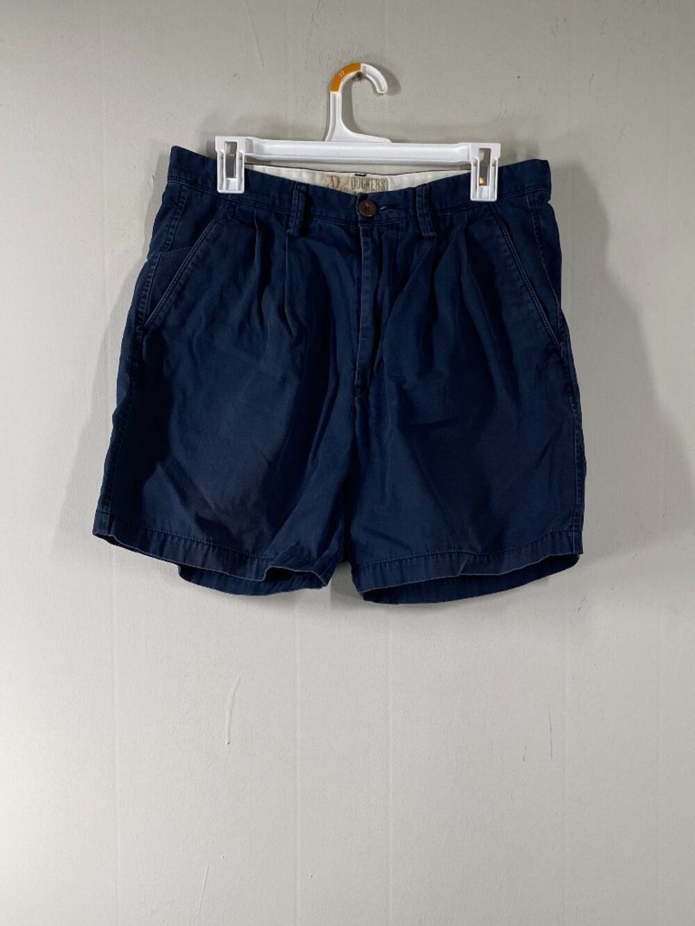 Dockers Relaxed Fit Pleated Chino Shorts Men's 32 Mid Rise Blue Casual
